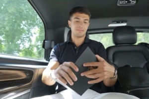 开云APP-梅里诺致祖比门迪欢迎信：希望我们能一起赢得更多冠军