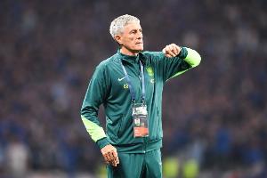 开云官网-记者：今天下午，塞蒂恩携侯森出席国安足协杯赛前发布会